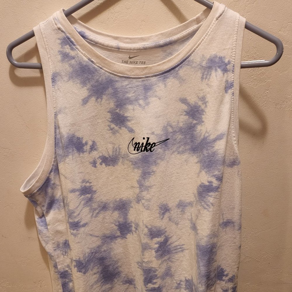 Nike tank
